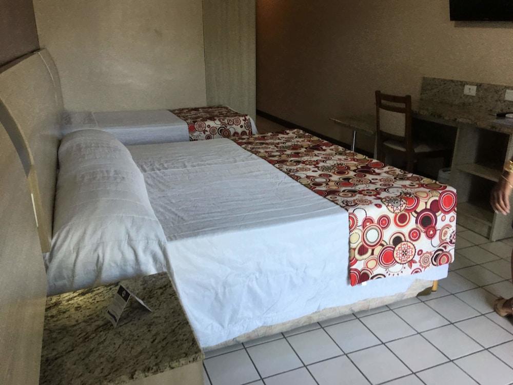 Sueds Plaza Hotel