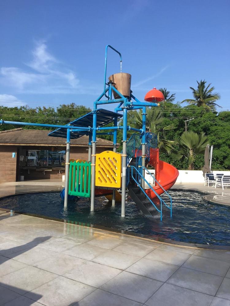 Sueds Plaza Hotel 4*
